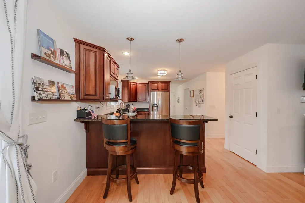 49 Old Mill Road Lee NH 03861