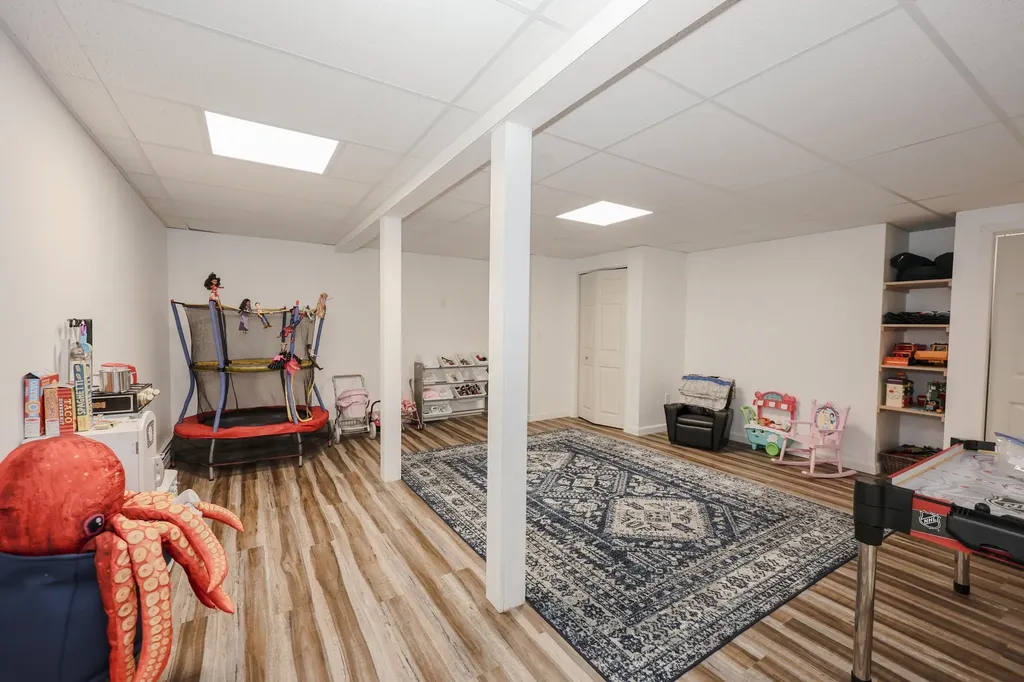 49 Old Mill Road Lee NH 03861