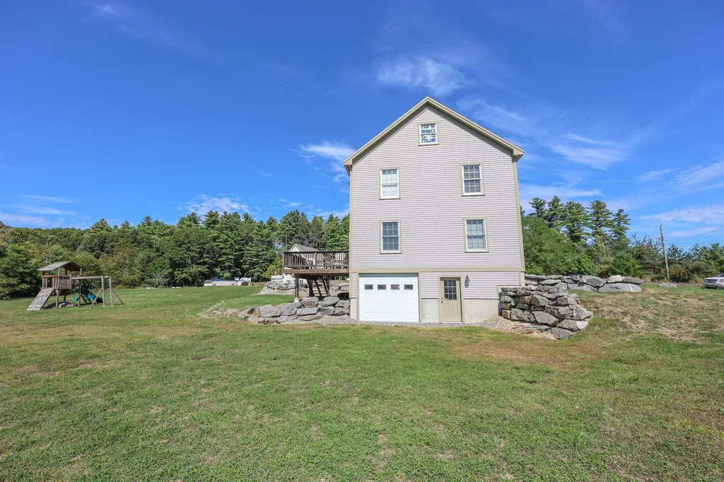 49 Old Mill Road Lee NH 03861