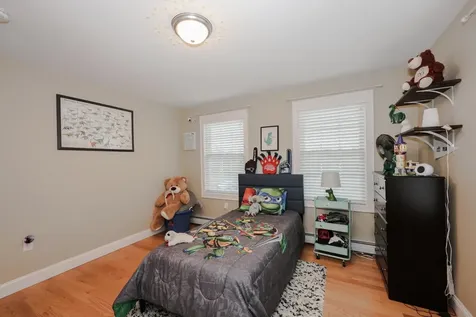 49 Old Mill Road Lee NH 03861