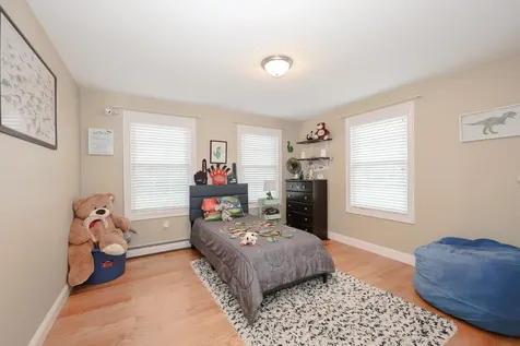 49 Old Mill Road Lee NH 03861