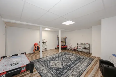 49 Old Mill Road Lee NH 03861