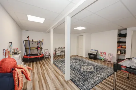 49 Old Mill Road Lee NH 03861