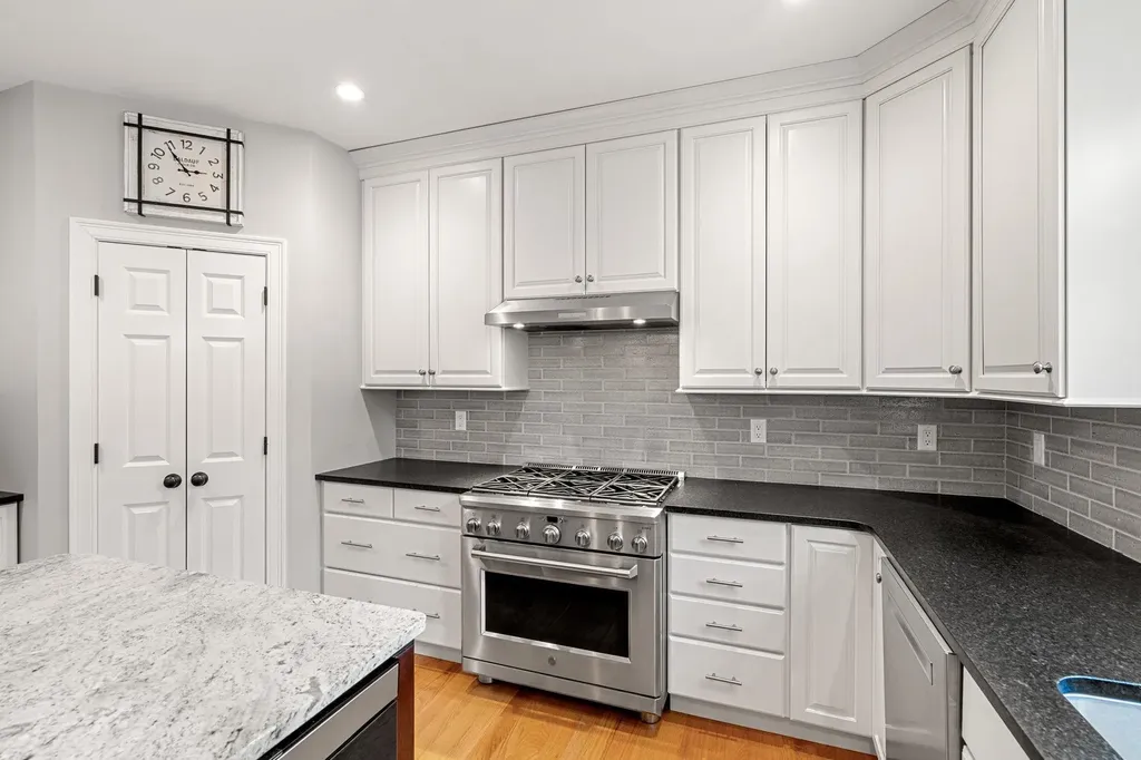 24 Summer Lane Bow NH 03304