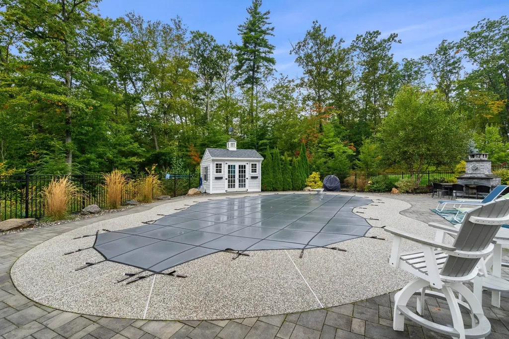 24 Summer Lane Bow NH 03304