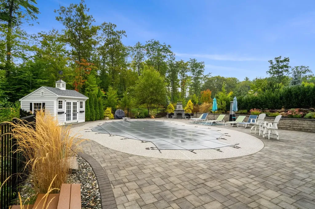 24 Summer Lane Bow NH 03304