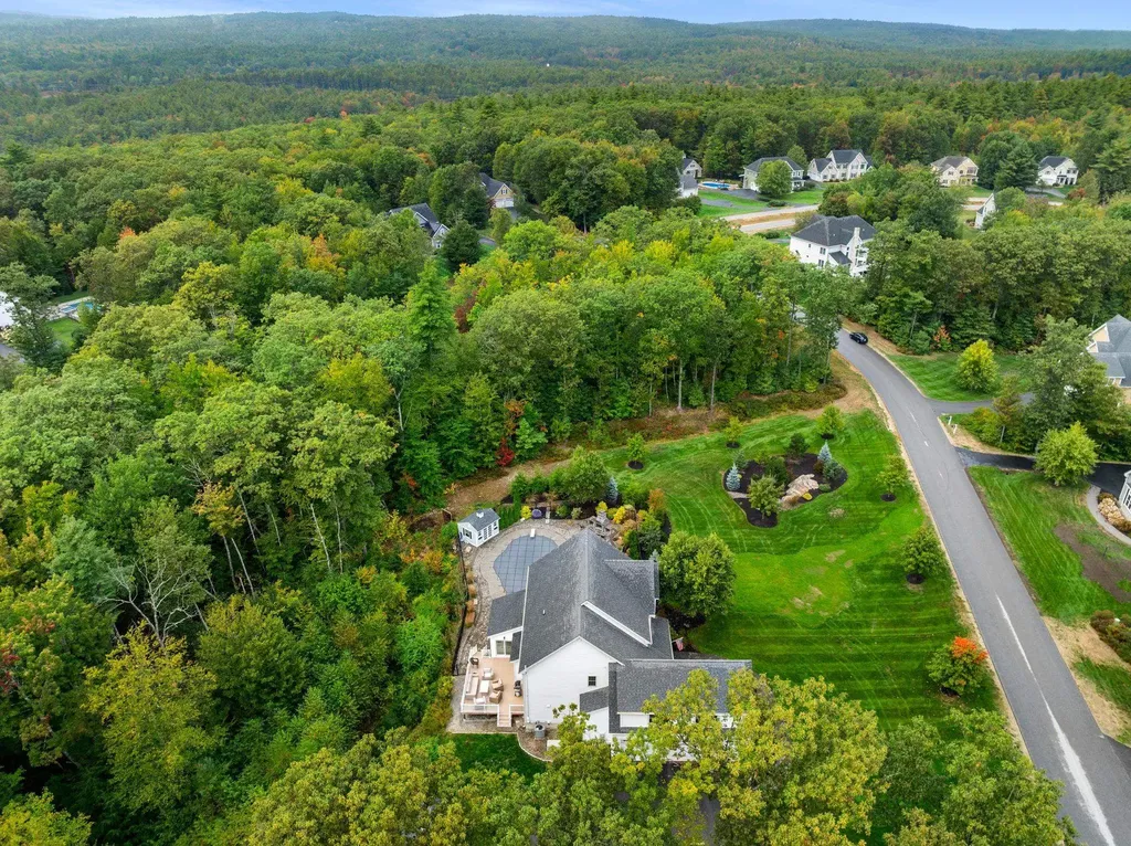 24 Summer Lane Bow NH 03304