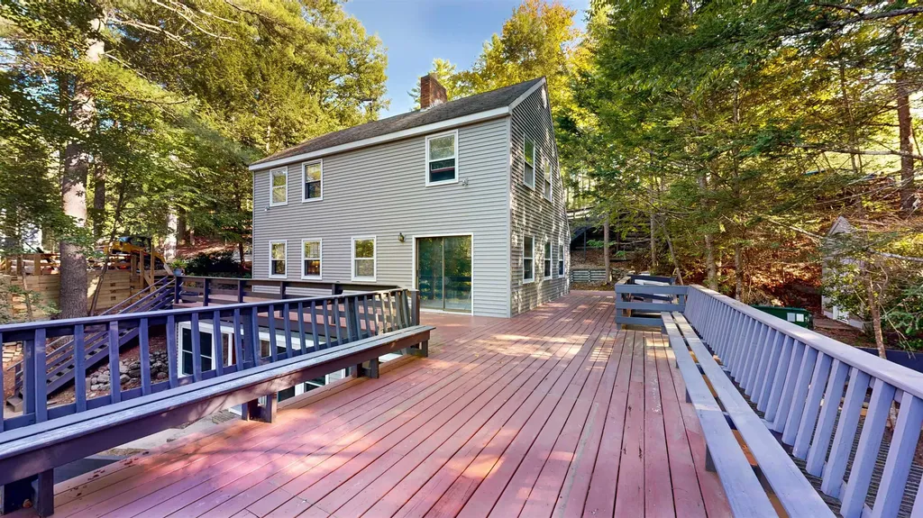 113 Lakeview Drive Nottingham NH 03290