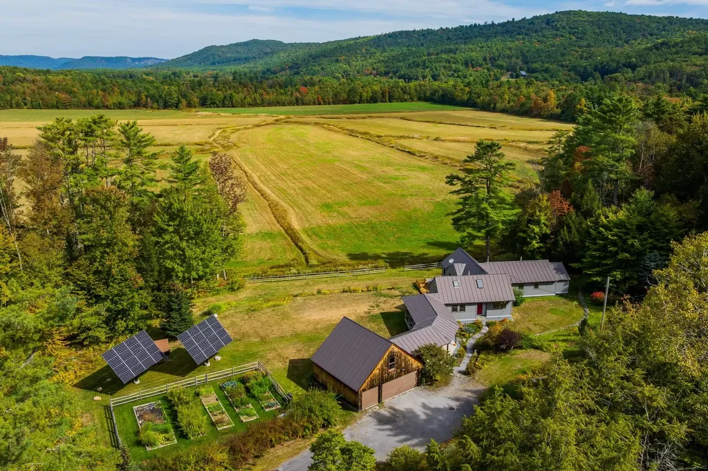 100 North Thetford Road Lyme NH 03678