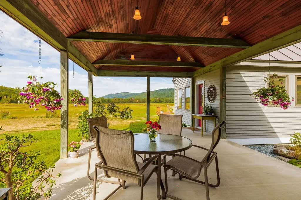 100 North Thetford Road Lyme NH 03678