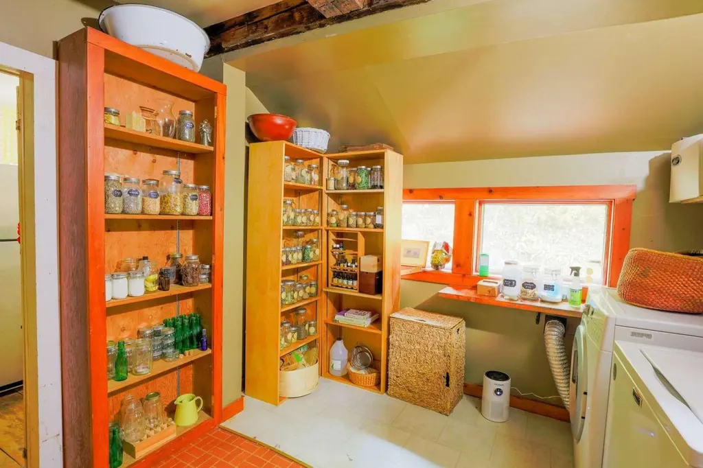 1312 Macintosh Hill Road Bethel VT 05060