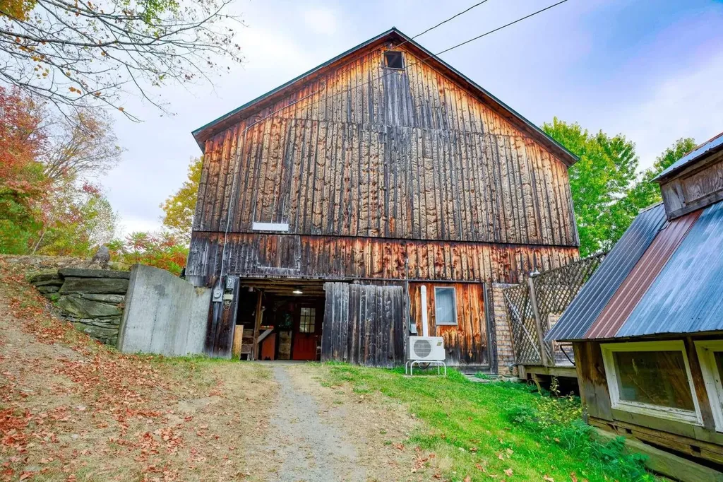 1312 Macintosh Hill Road Bethel VT 05060