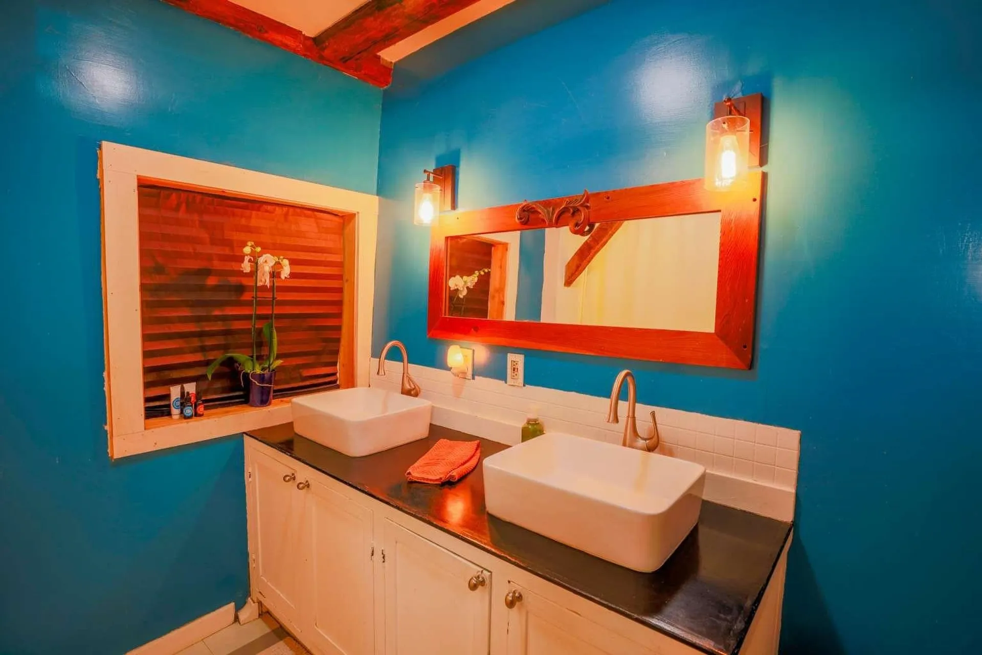 1312 Macintosh Hill Road Bethel VT 05060