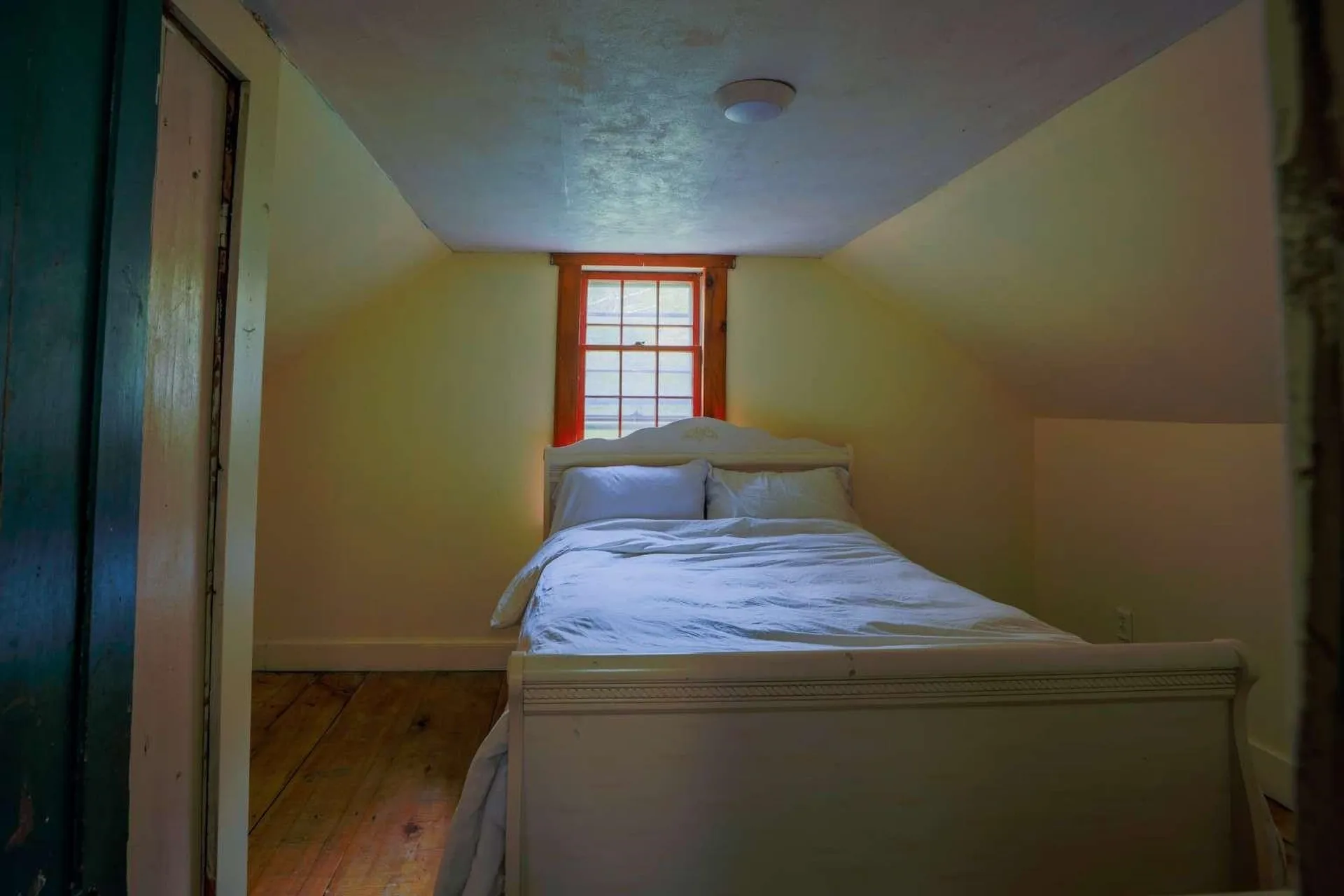 1312 Macintosh Hill Road Bethel VT 05060