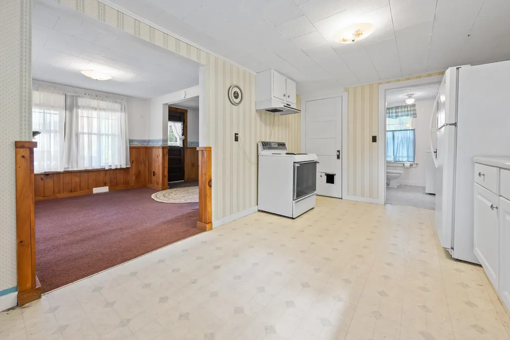 114 Highland Avenue Littleton NH 03561