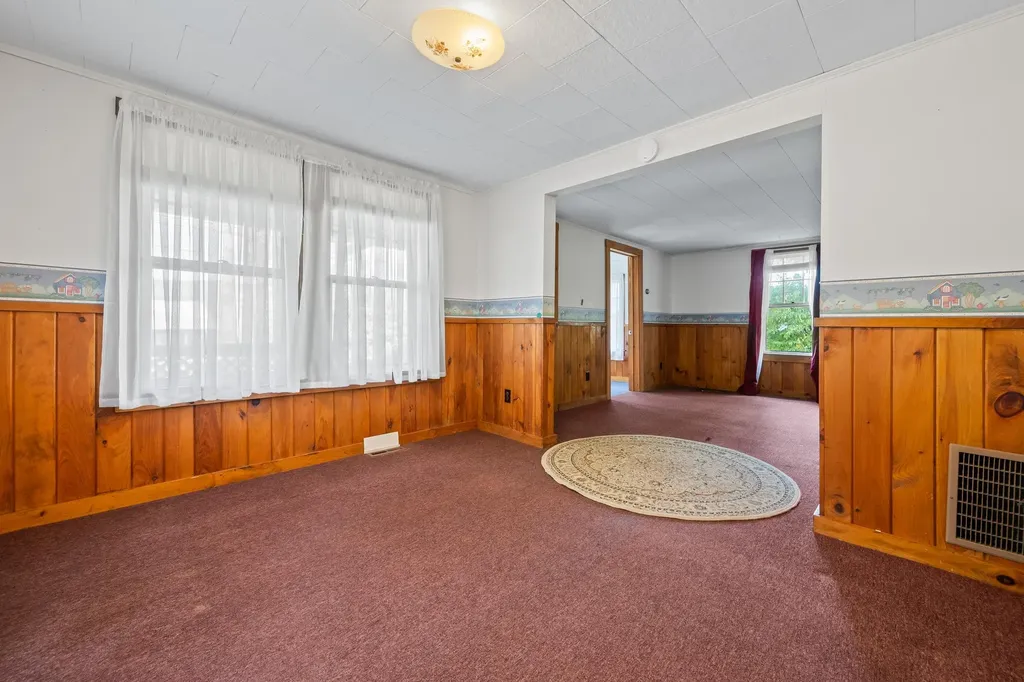 114 Highland Avenue Littleton NH 03561