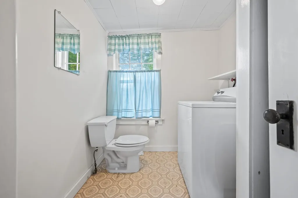 114 Highland Avenue Littleton NH 03561