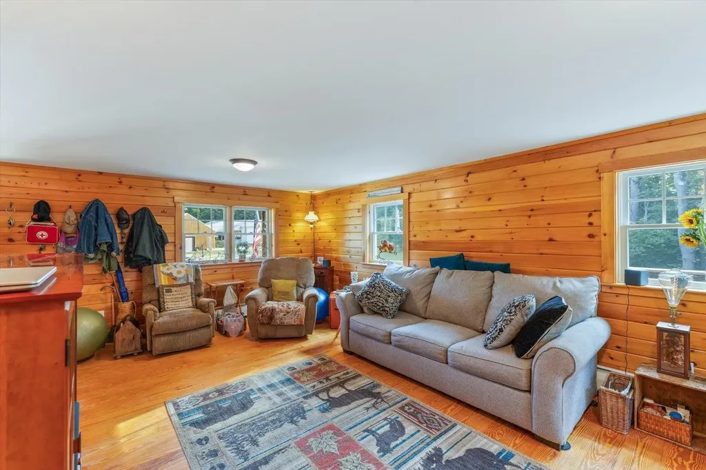 801 Route 12 South Fitzwilliam NH 03447