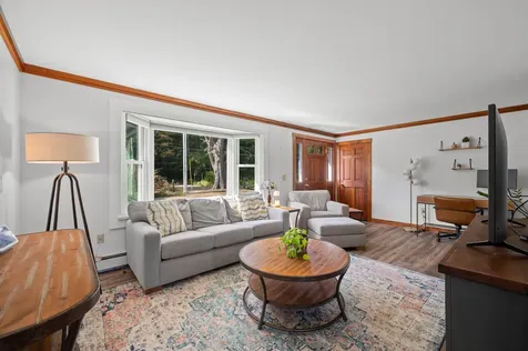 152 Amesbury Road Kensington NH 03833