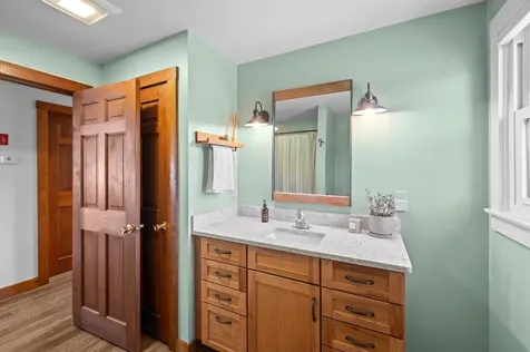 152 Amesbury Road Kensington NH 03833