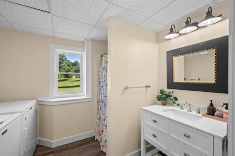 152 Amesbury Road Kensington NH 03833