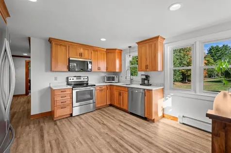 152 Amesbury Road Kensington NH 03833