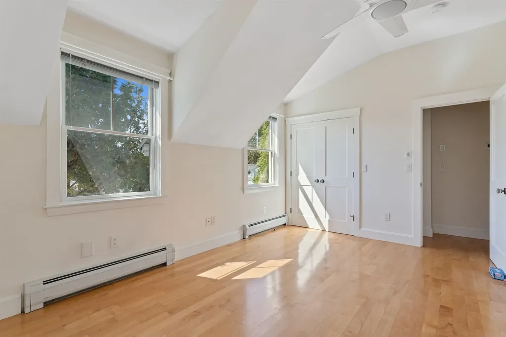 8 Hobbs Road Hampton NH 03842