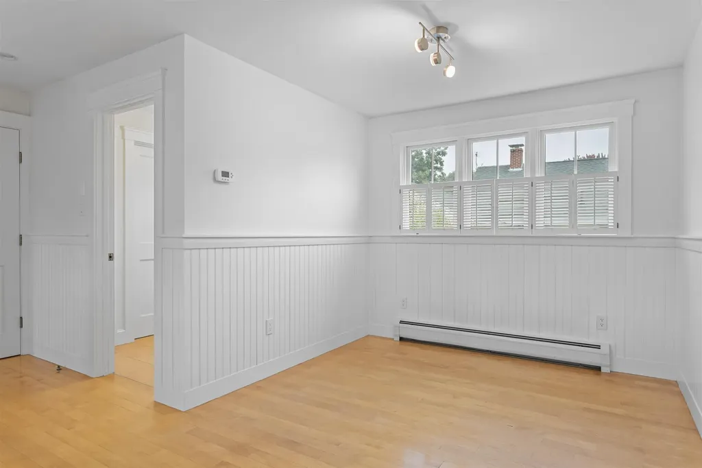 8 Hobbs Road Hampton NH 03842