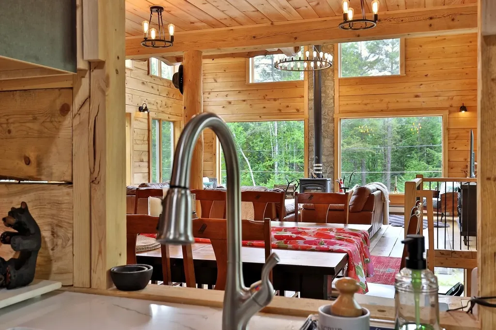 314 Putnam Forest Road Grafton VT 05146
