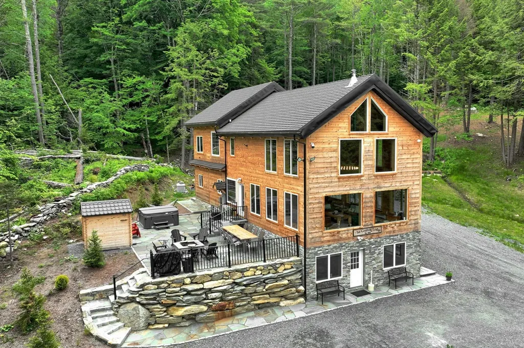 314 Putnam Forest Road Grafton VT 05146