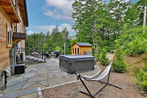 314 Putnam Forest Road Grafton VT 05146