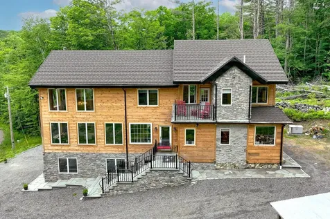 314 Putnam Forest Road Grafton VT 05146