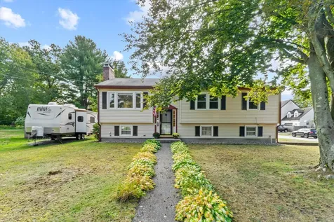 11 Marsh Avenue Salem NH 03079