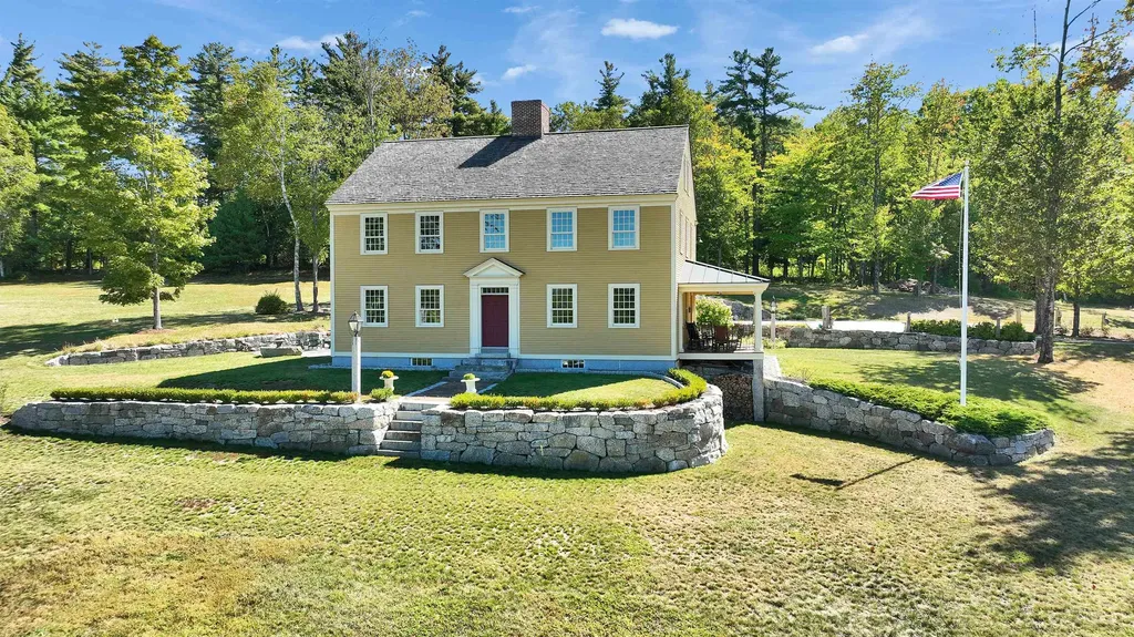 103 Meredith Neck Road Meredith NH 03253