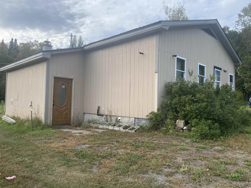 416 Us Route 5 Sutton VT 05867