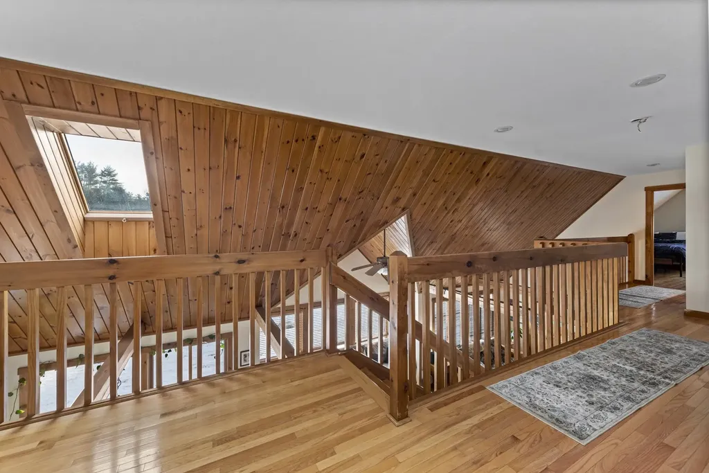 52 Jansen Farm Road Thornton NH 03285