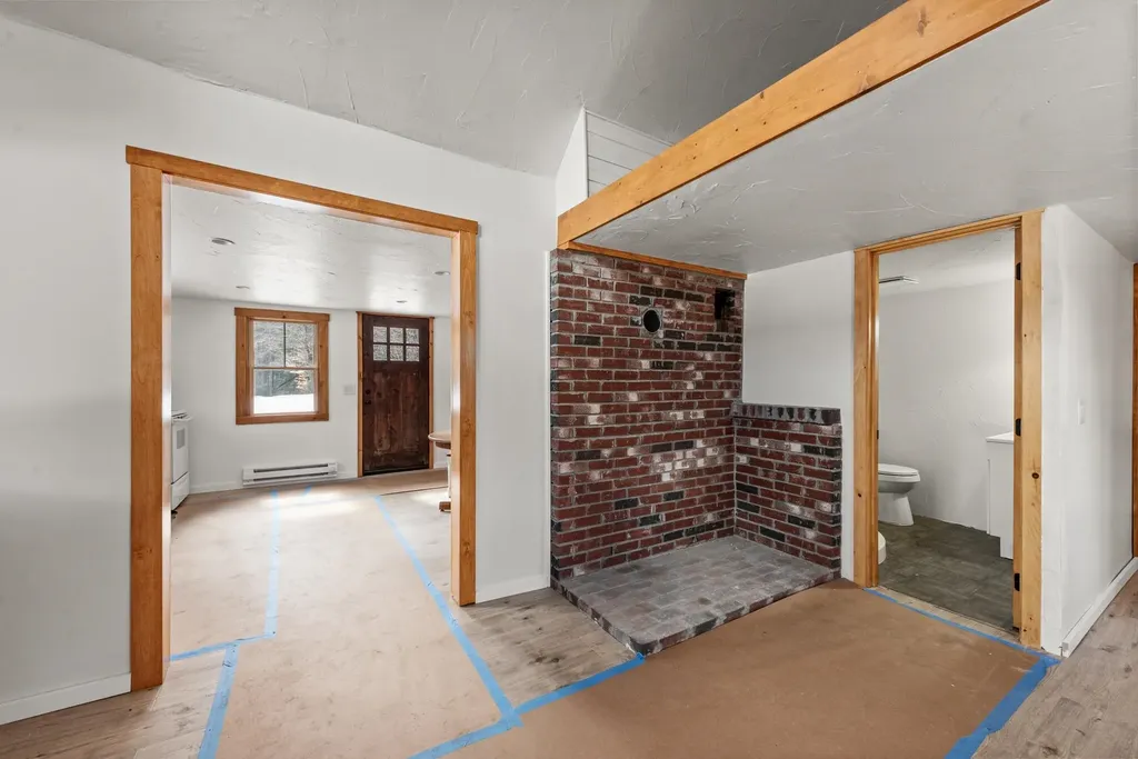 52 Jansen Farm Road Thornton NH 03285