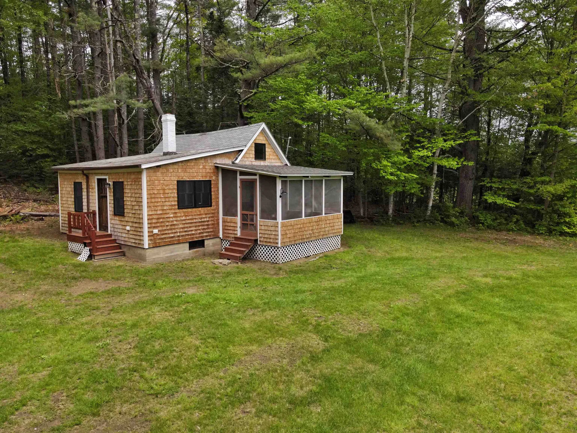 52 Jansen Farm Road Thornton NH 03285