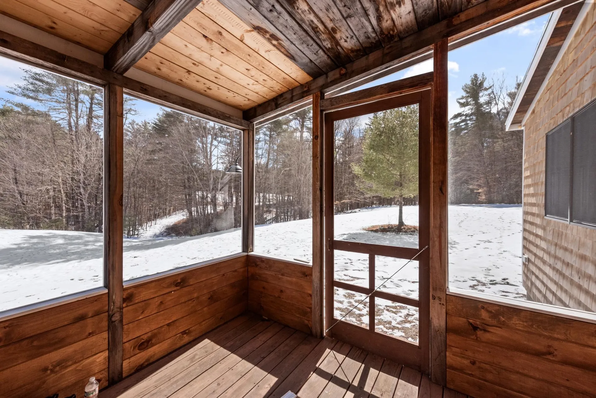 52 Jansen Farm Road Thornton NH 03285