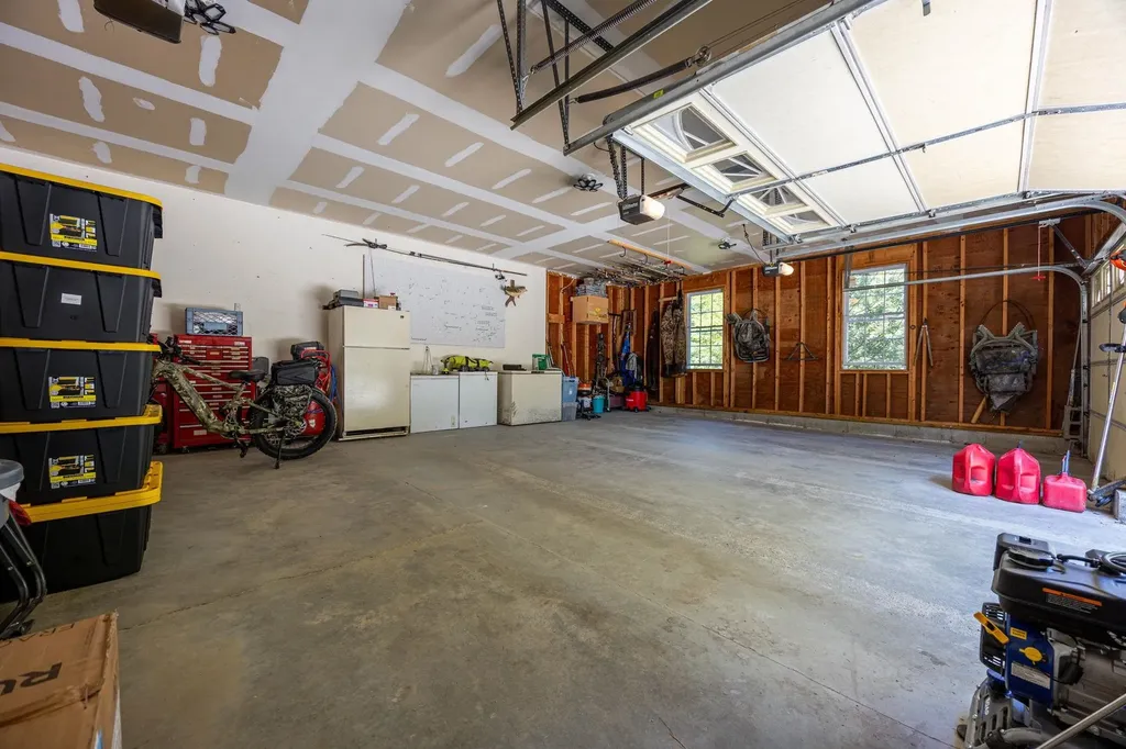 5 Carons Way Brookline NH 03033