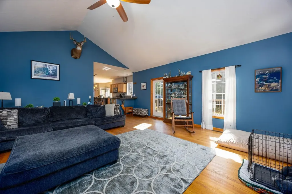 5 Carons Way Brookline NH 03033