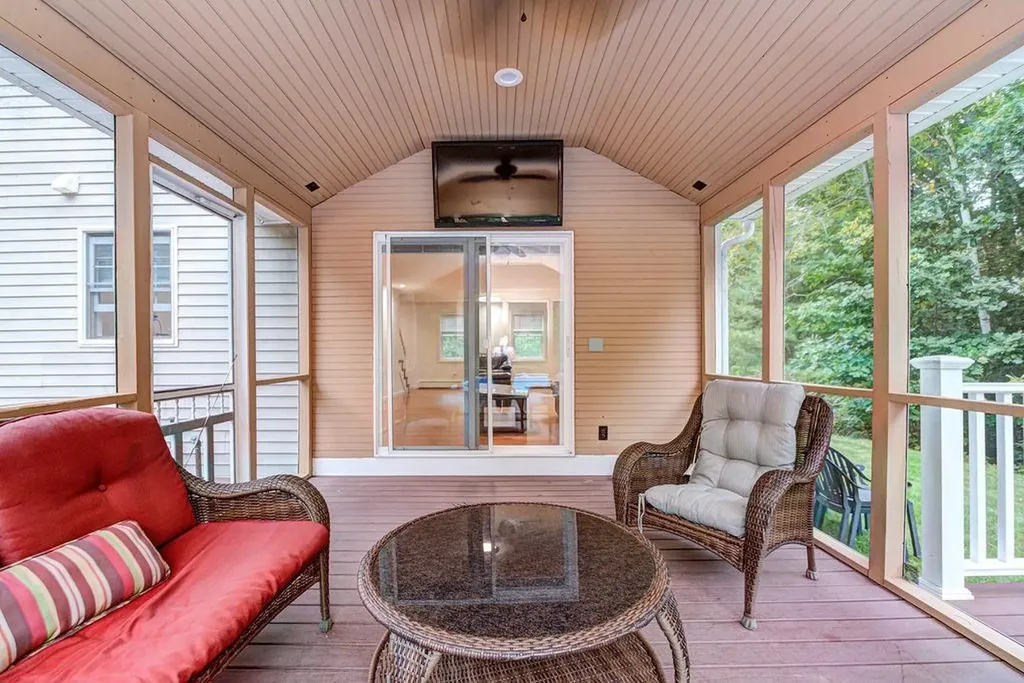 10 Raven Drive Chester NH 03036