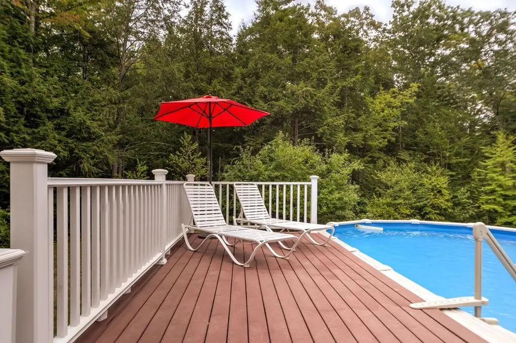 10 Raven Drive Chester NH 03036