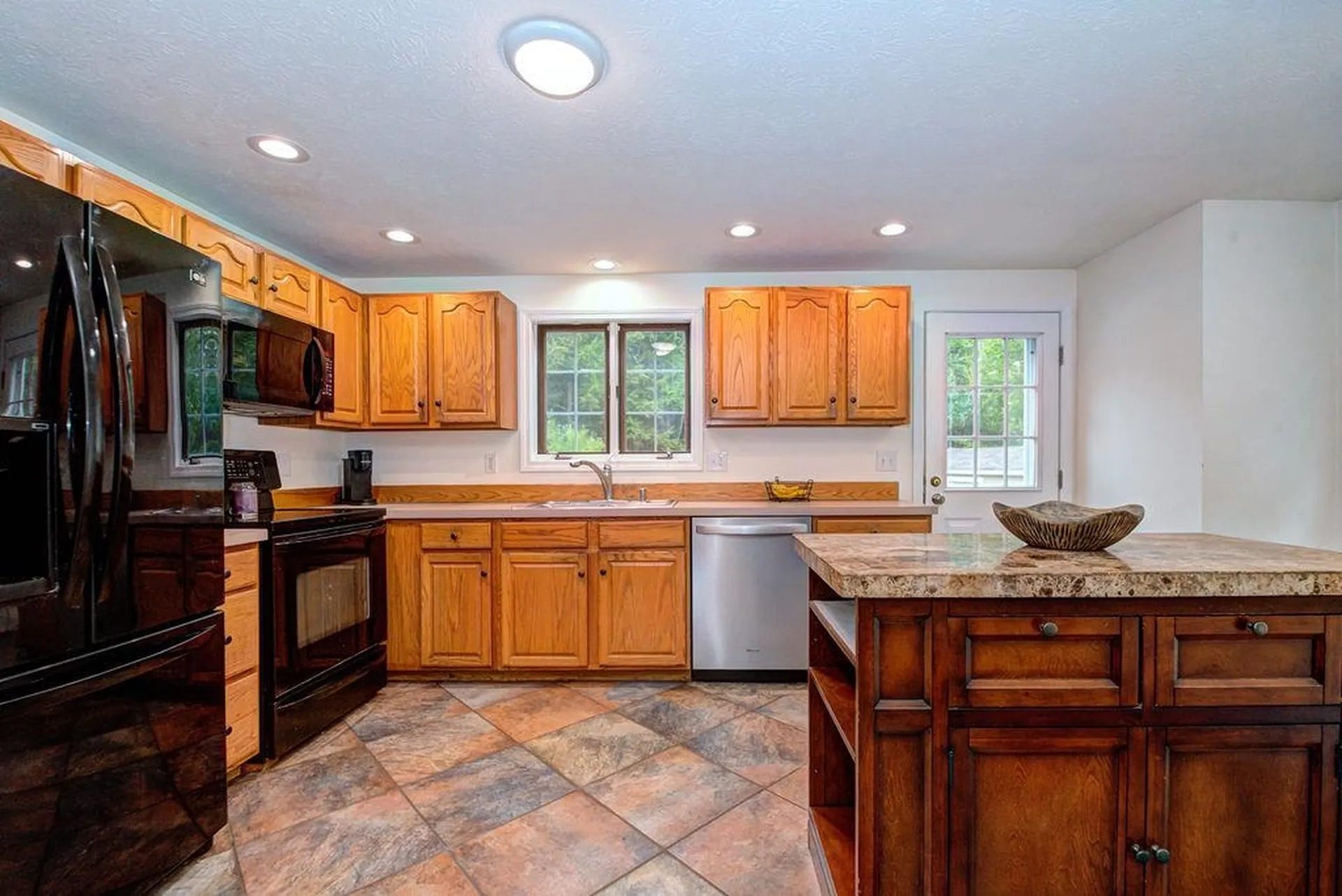 10 Raven Drive Chester NH 03036