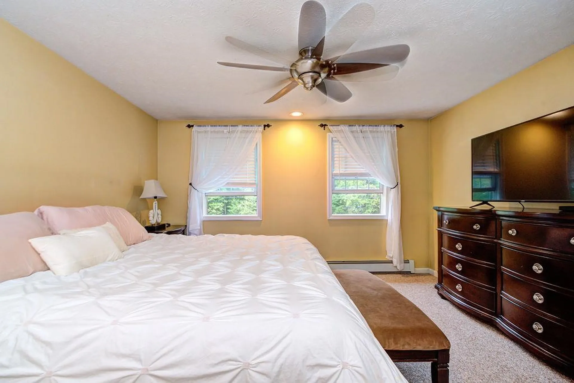 10 Raven Drive Chester NH 03036