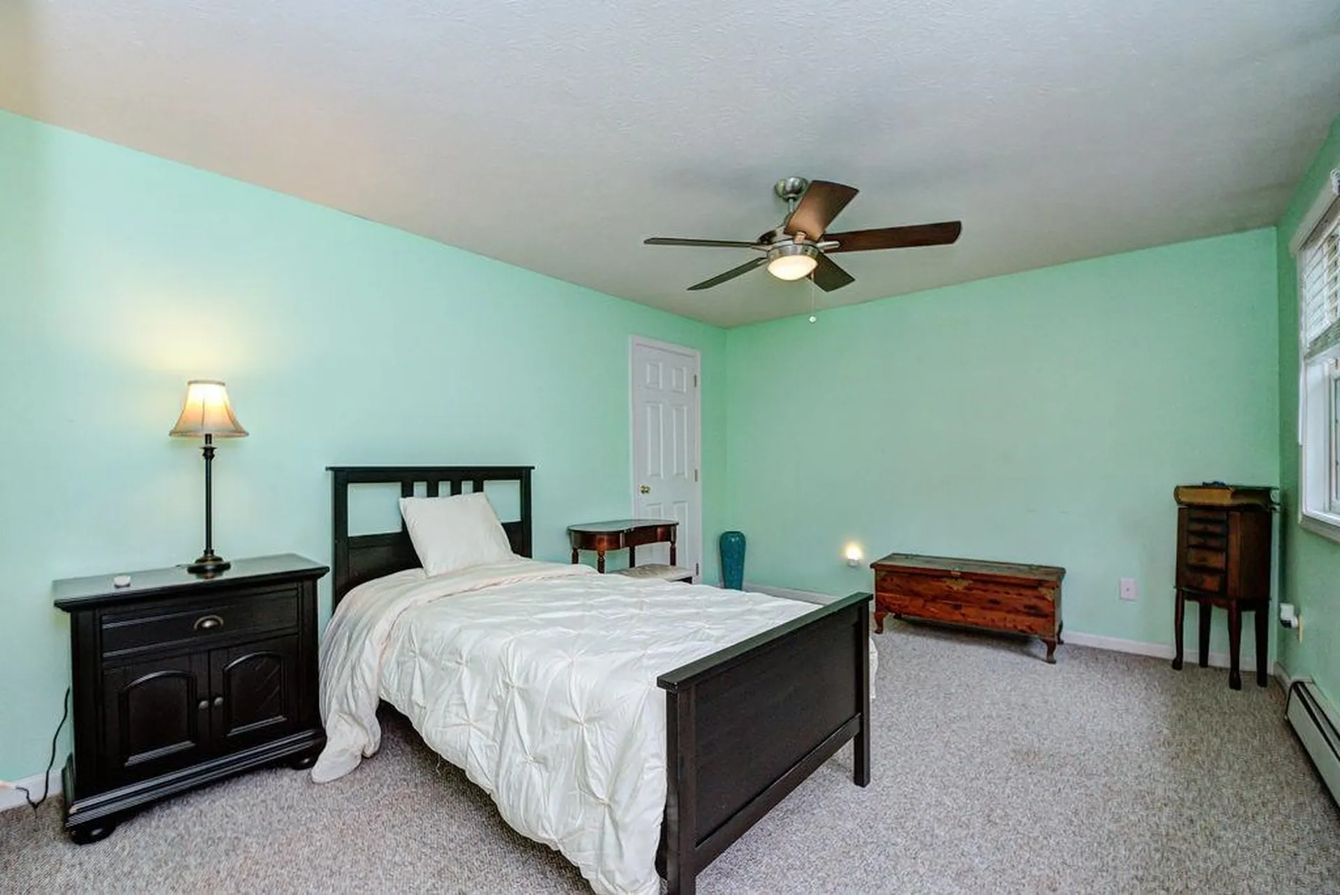 10 Raven Drive Chester NH 03036