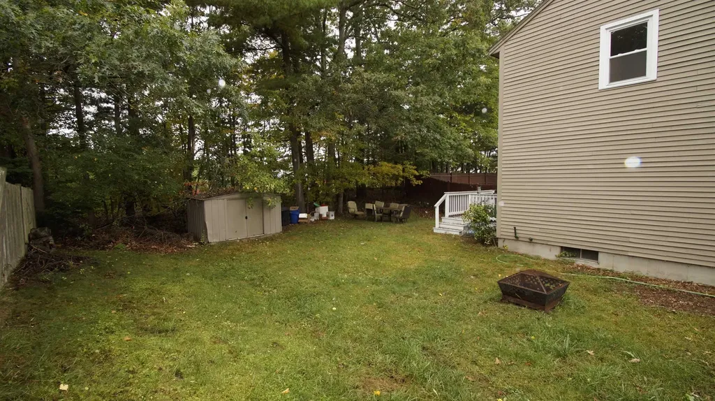 13L Tigertail Circle Derry NH 03038