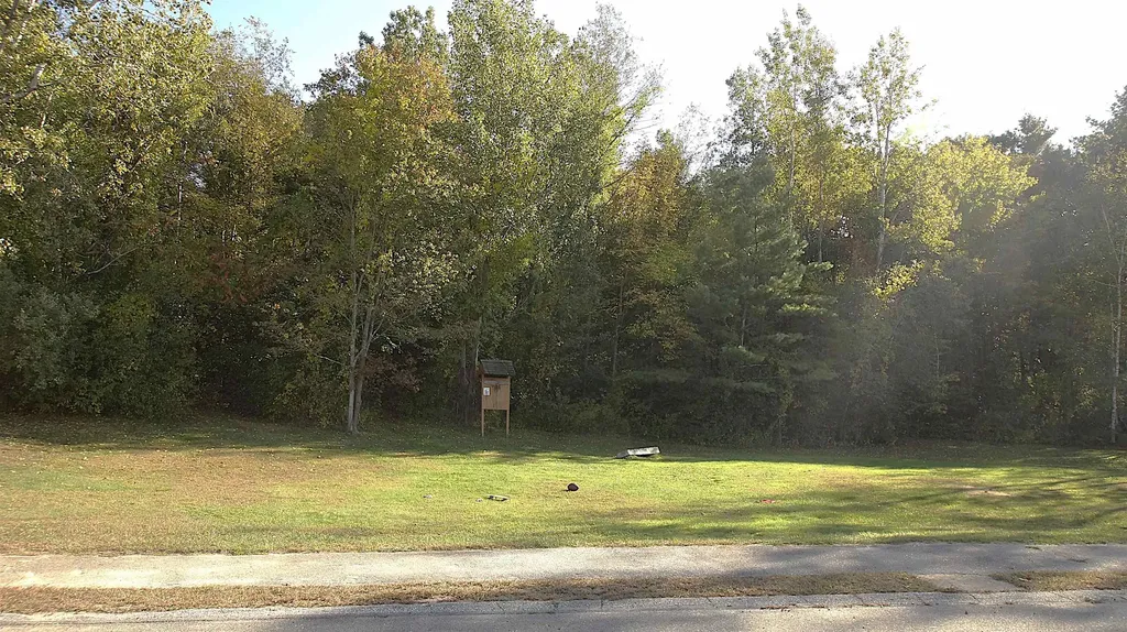 13L Tigertail Circle Derry NH 03038