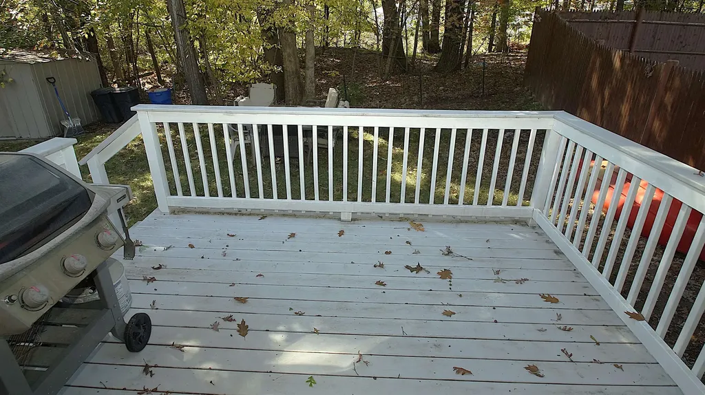 13L Tigertail Circle Derry NH 03038