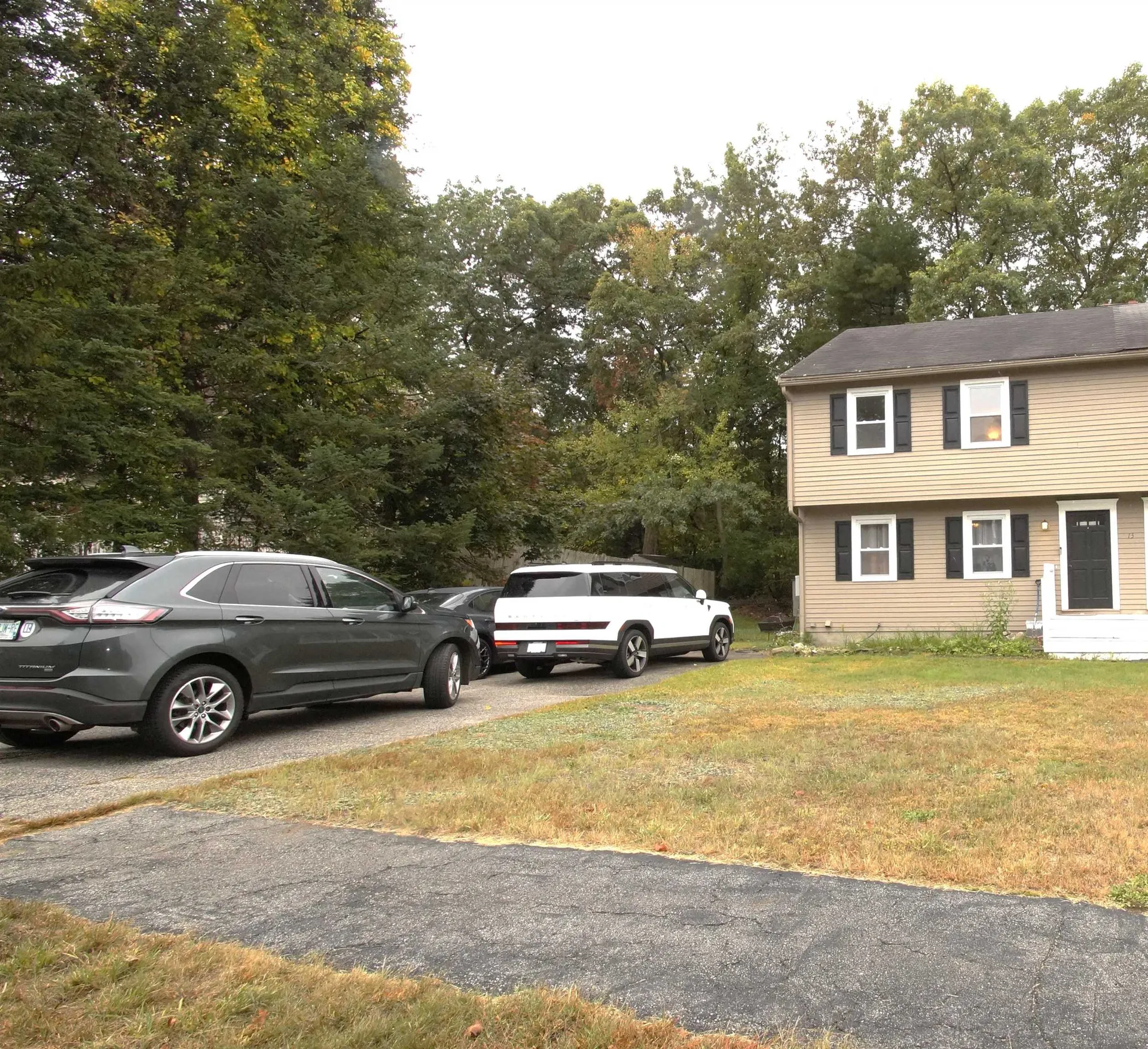 13L Tigertail Circle Derry NH 03038